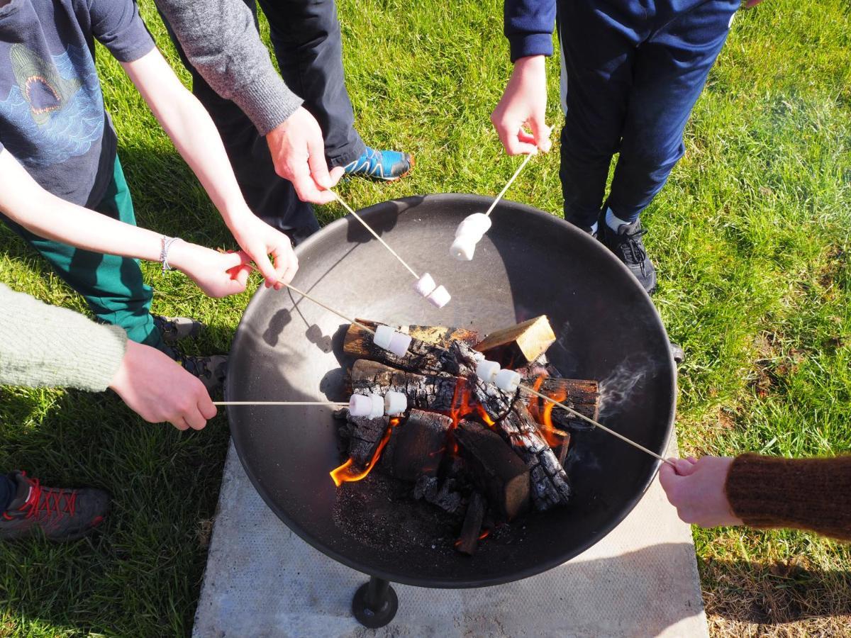 מלון לימוואדי Carrowmena School House & Glamping מראה חיצוני תמונה